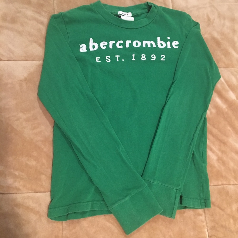 Abercrombie kids green muscle long sleeve shirt M